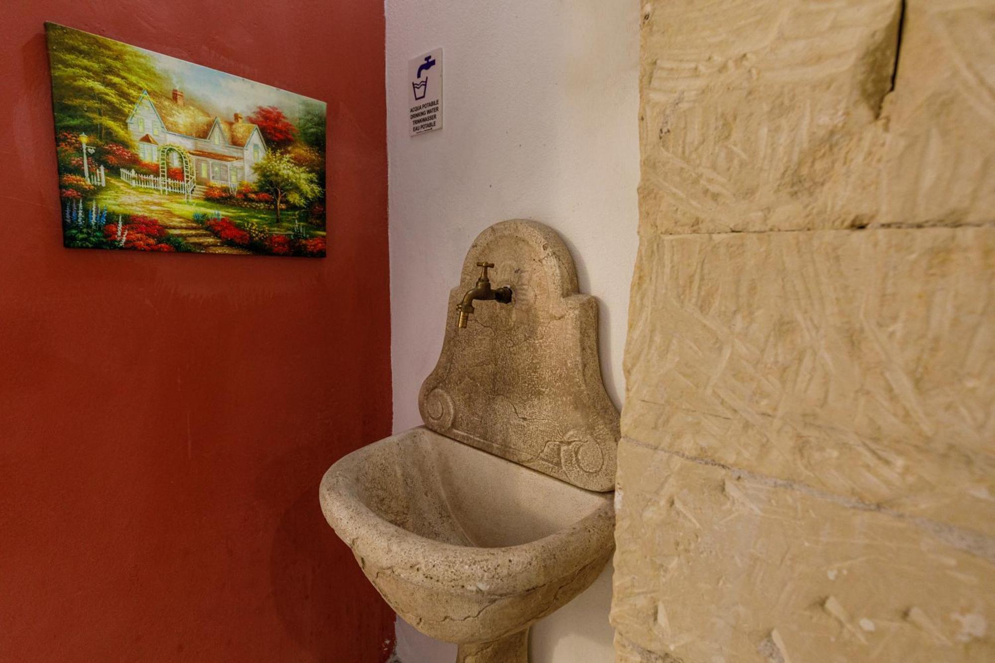 Onlyrooms II - Old Town & Typical Food Κάλιαρι Εξωτερικό φωτογραφία